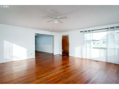 92244 Nowlans Drive Astoria OR 97103