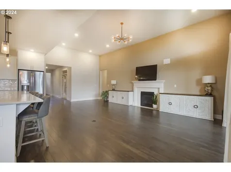 1615 S 47th Place Ridgefield WA 98642