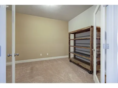 1615 S 47th Place Ridgefield WA 98642