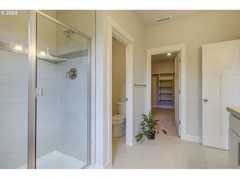 1615 S 47th Place Ridgefield WA 98642