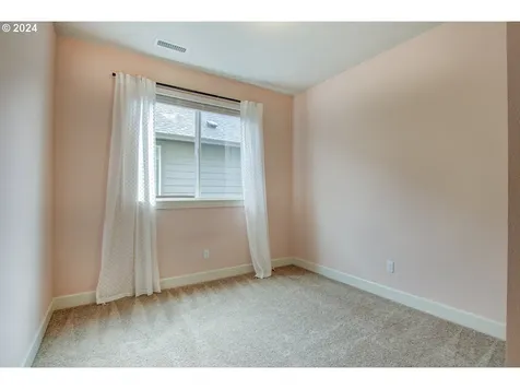 1615 S 47th Place Ridgefield WA 98642