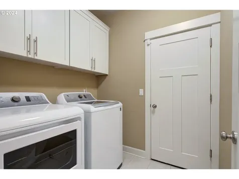 1615 S 47th Place Ridgefield WA 98642