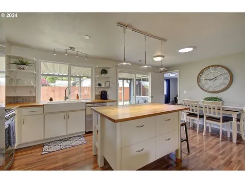 1705 NE 125th Avenue Vancouver WA 98684