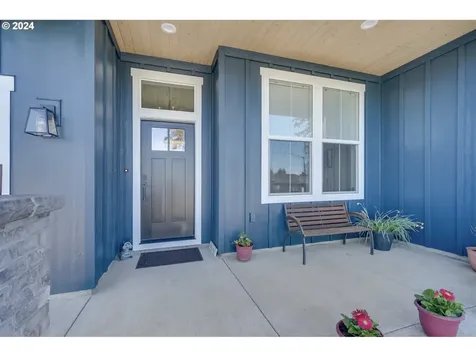 37364 American Street Sandy OR 97055