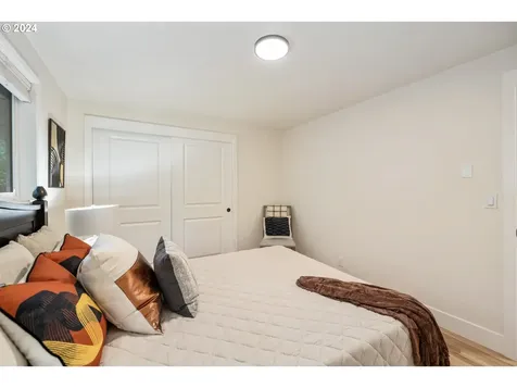 6210 Childs Road Lake Oswego OR 97035