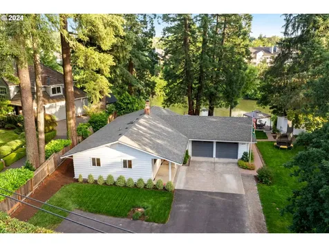 6210 Childs Road Lake Oswego OR 97035