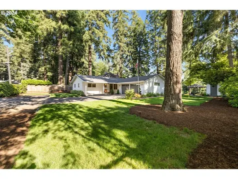 6210 Childs Road Lake Oswego OR 97035