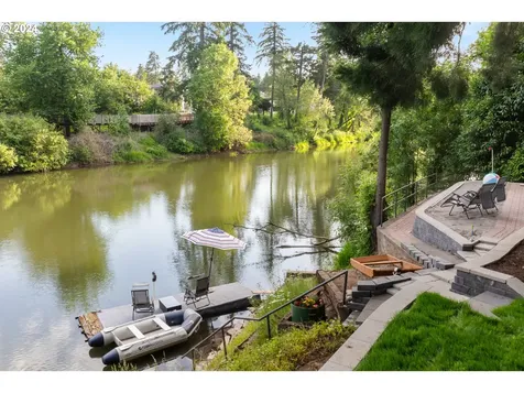 6210 Childs Road Lake Oswego OR 97035