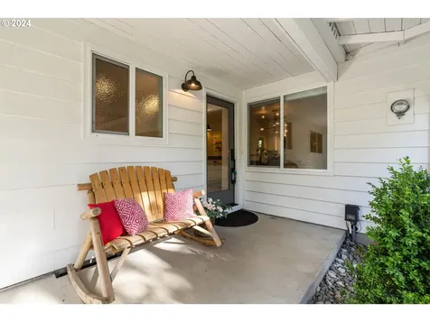 6210 Childs Road Lake Oswego OR 97035