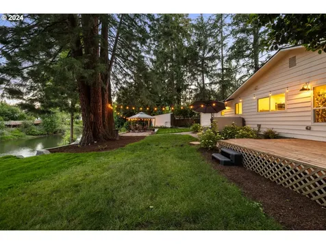 6210 Childs Road Lake Oswego OR 97035