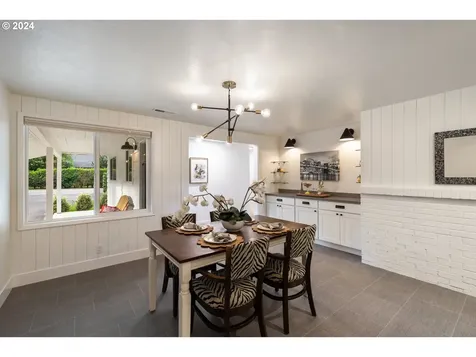 6210 Childs Road Lake Oswego OR 97035