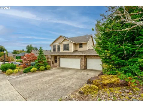 680 N R Street Washougal WA 98671