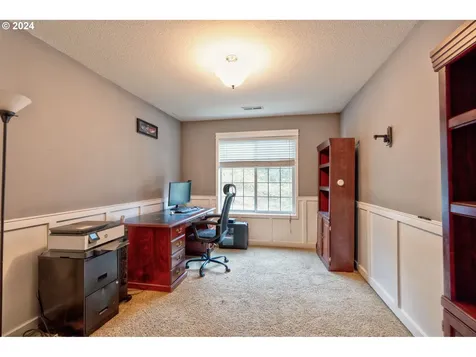 680 N R Street Washougal WA 98671