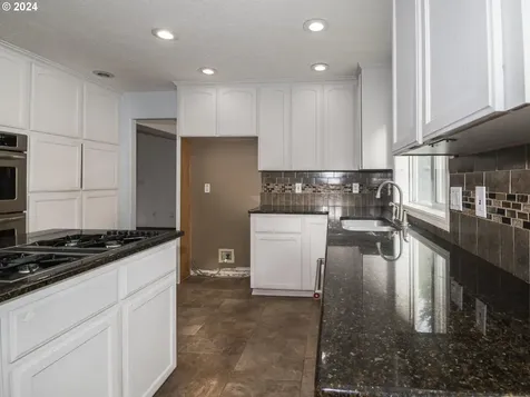 2028 NE 228th Court Fairview OR 97024