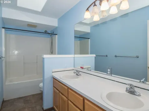 2028 NE 228th Court Fairview OR 97024