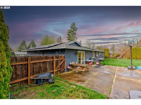 1189 Josephine Street Oregon City OR 97045