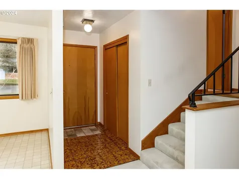 421 NW 69th Street Vancouver WA 98665