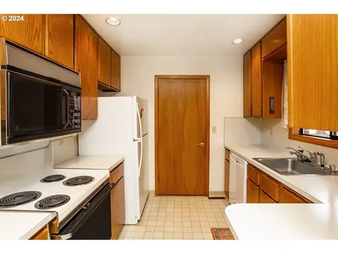 421 NW 69th Street Vancouver WA 98665