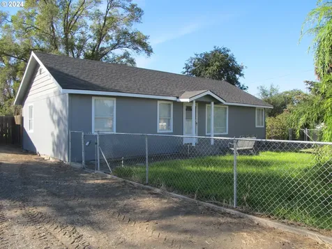 1890 E Hooker Road Hermiston OR 97838