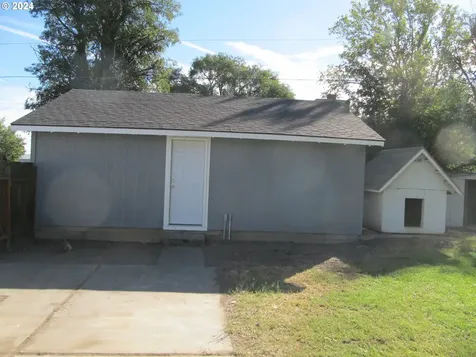 1890 E Hooker Road Hermiston OR 97838