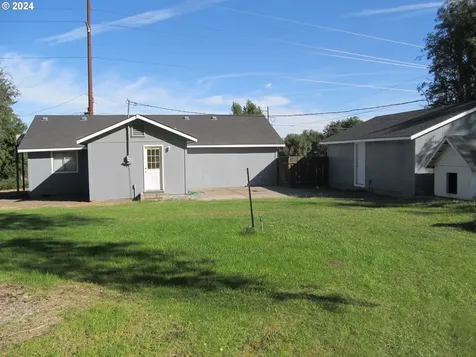 1890 E Hooker Road Hermiston OR 97838