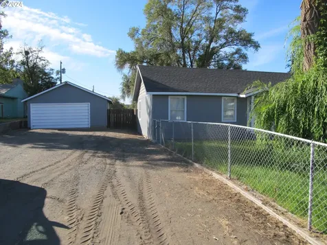 1890 E Hooker Road Hermiston OR 97838