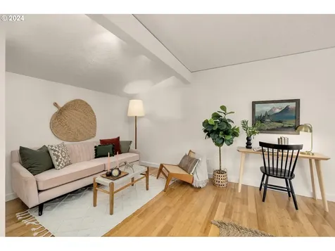 2903 Se 78th Avenue Portland OR 97206