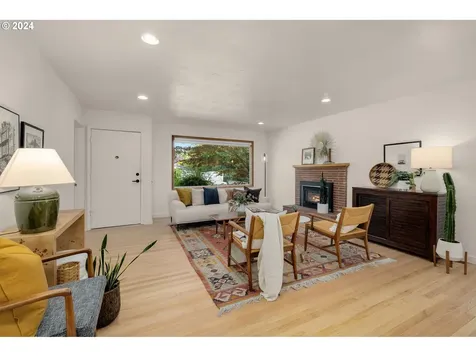 2903 Se 78th Avenue Portland OR 97206
