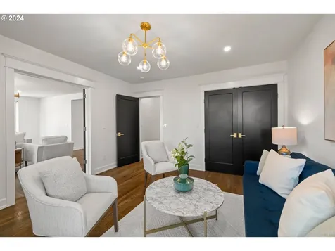 5220 Ne Roselawn Street Portland OR 97218