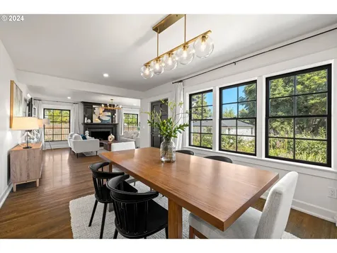 5220 Ne Roselawn Street Portland OR 97218