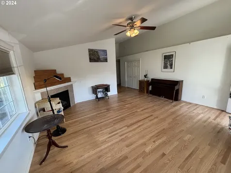 1293 Tasa Creek Drive Creswell OR 97426