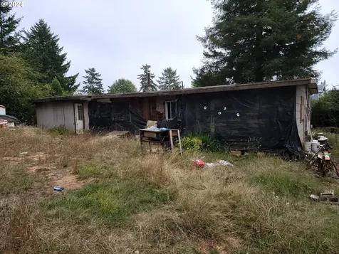 96949 Hampton Road Brookings OR 97415