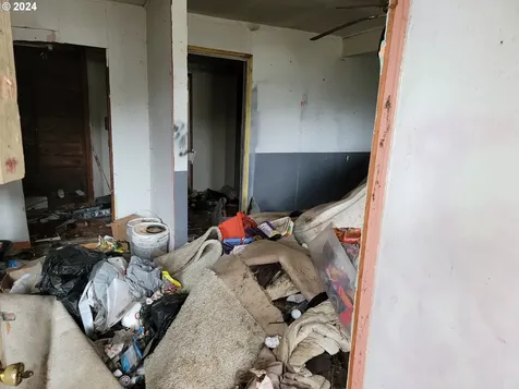 96949 Hampton Road Brookings OR 97415