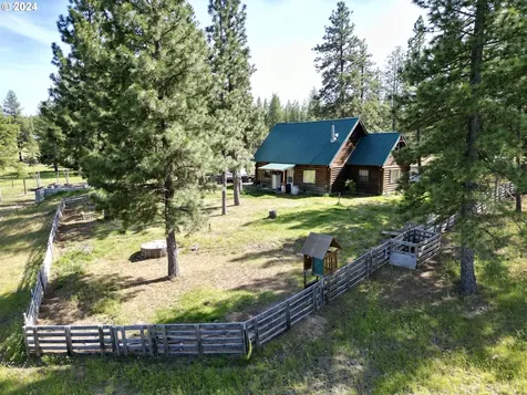 175 Hawks Wind Road Goldendale WA 98620