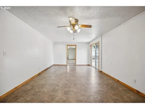 4560 Sw 198th Avenue Beaverton OR 97078