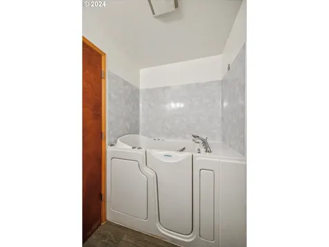 4560 Sw 198th Avenue Beaverton OR 97078