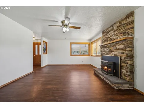 4560 Sw 198th Avenue Beaverton OR 97078