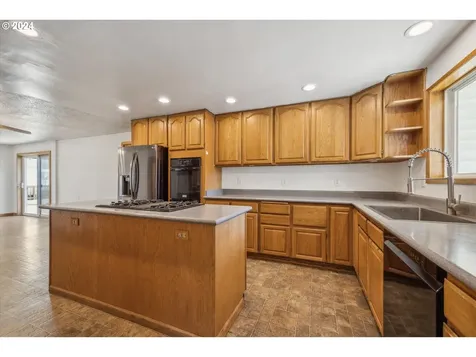 4560 Sw 198th Avenue Beaverton OR 97078