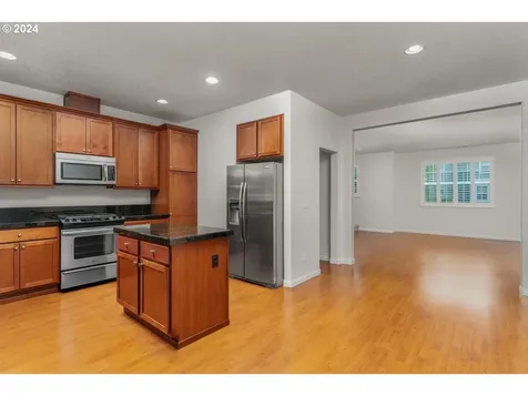 11023 SW Sage Terrace Portland OR 97223