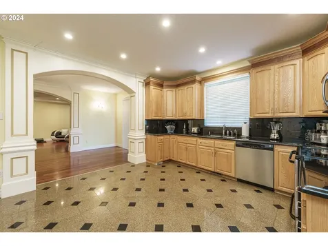 7545 Sw 91st Avenue Portland OR 97223
