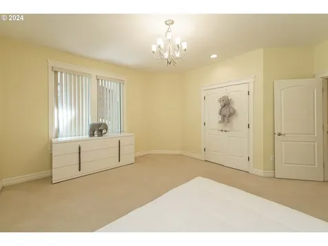7545 Sw 91st Avenue Portland OR 97223