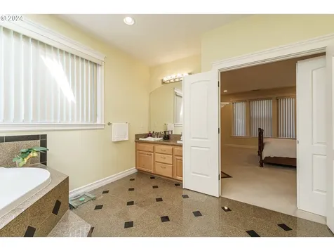 7545 Sw 91st Avenue Portland OR 97223