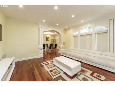 7545 Sw 91st Avenue Portland OR 97223