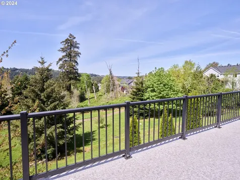 3637 Ne Ione Street Camas WA 98607