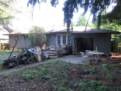 4832 Ne Simpson Street Portland OR 97218