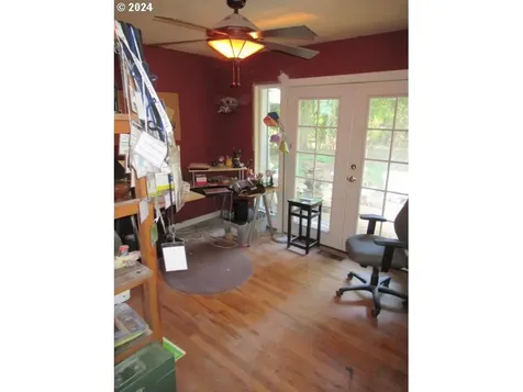 4832 Ne Simpson Street Portland OR 97218