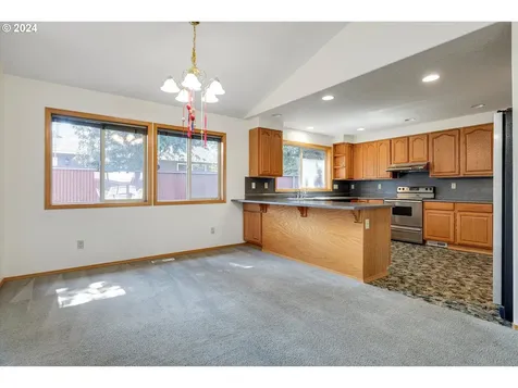 11336 Ne Klickitat Street Portland OR 97220