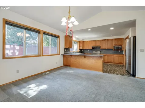 11336 Ne Klickitat Street Portland OR 97220
