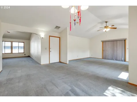 11336 Ne Klickitat Street Portland OR 97220