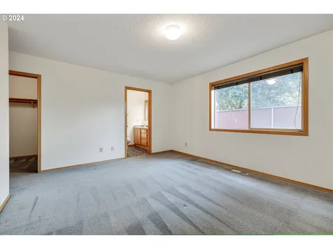 11336 Ne Klickitat Street Portland OR 97220